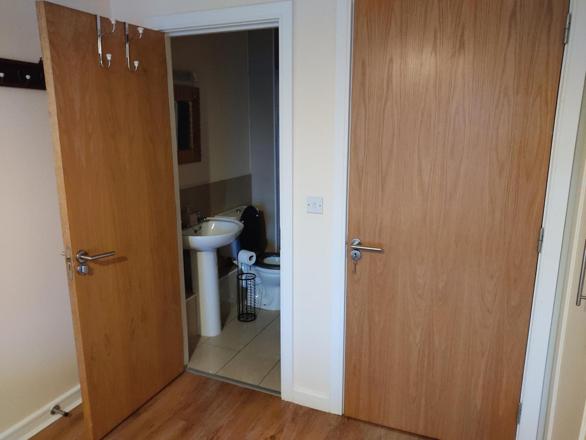 Swallows Nest - Spacious Bright Double Bedroom With Ensuite Bathroom Дублин Экстерьер фото