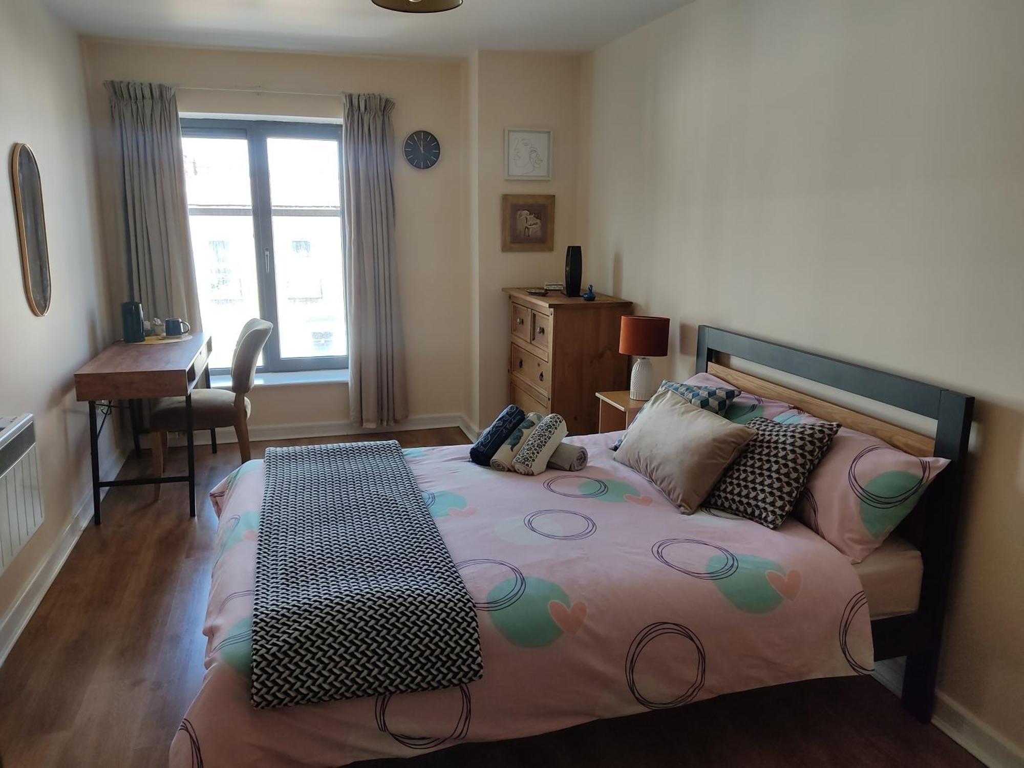 Swallows Nest - Spacious Bright Double Bedroom With Ensuite Bathroom Дублин Экстерьер фото